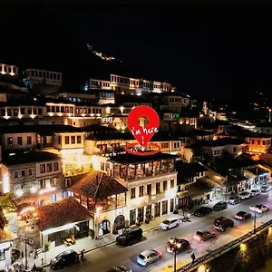 White House Boutique & Restaurant - Since 1999 Berati